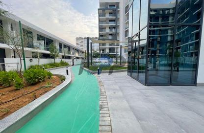 Apartment - Studio - 1 Bathroom for sale in The Gate - Masdar City - Abu Dhabi