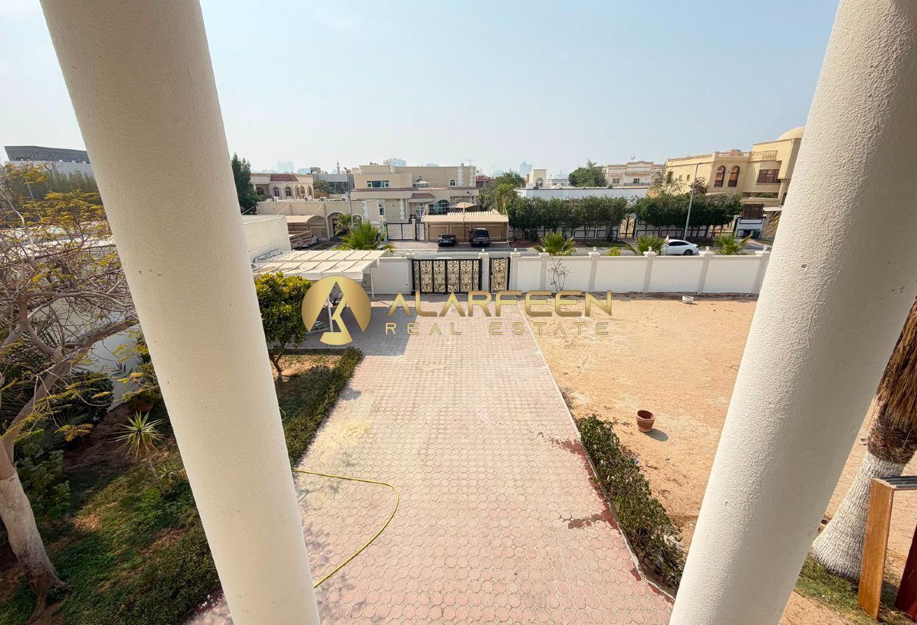 Spacious 7BHK | Unfurnished Unit | Community View photo 27