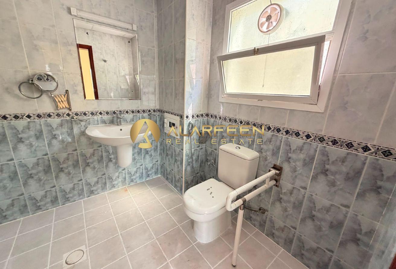 Spacious 7BHK | Unfurnished Unit | Community View photo 17