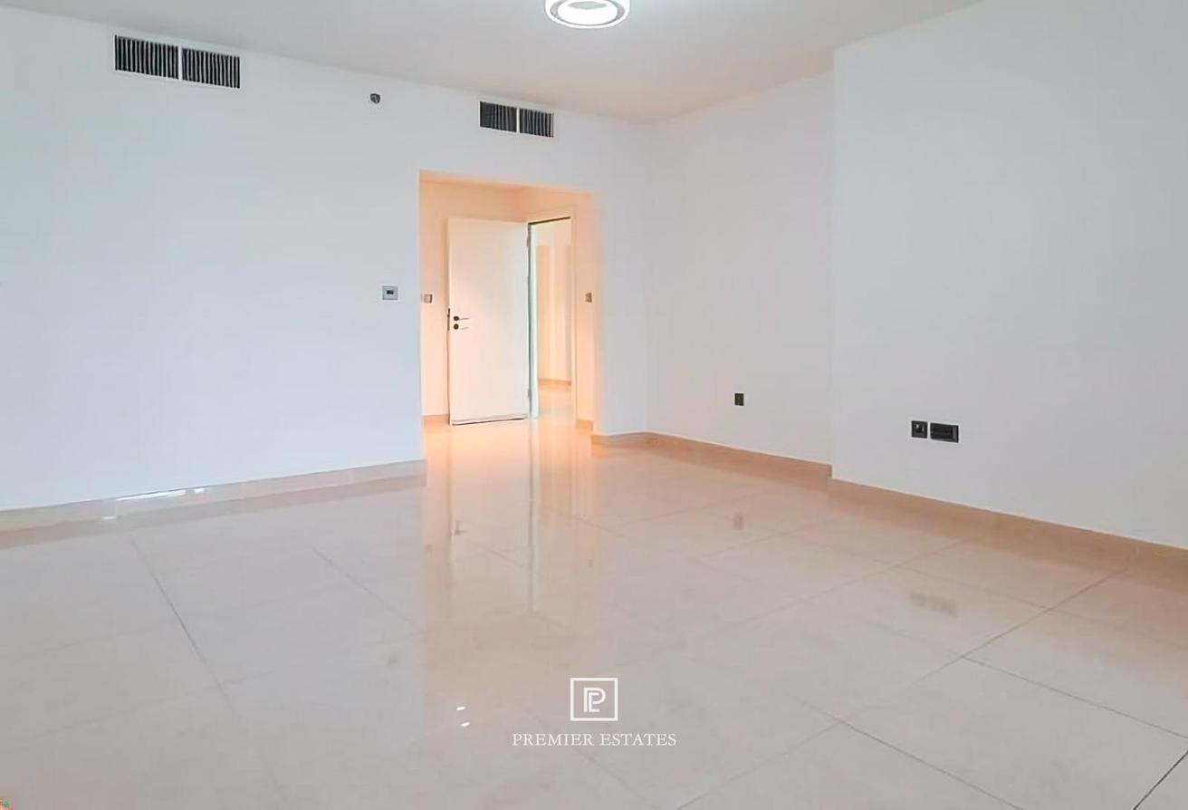 Palm and Atlantis Views | Balcony | Upgraded photo 6