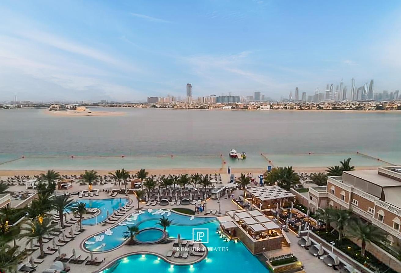 Palm and Atlantis Views | Balcony | Upgraded photo 15