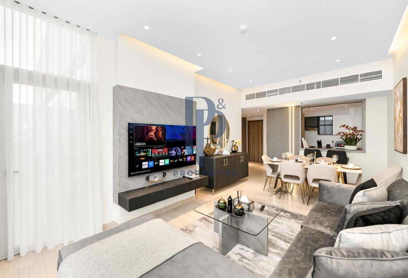 Burj Khalifa and Canal View I Spacious 3BR photo 10