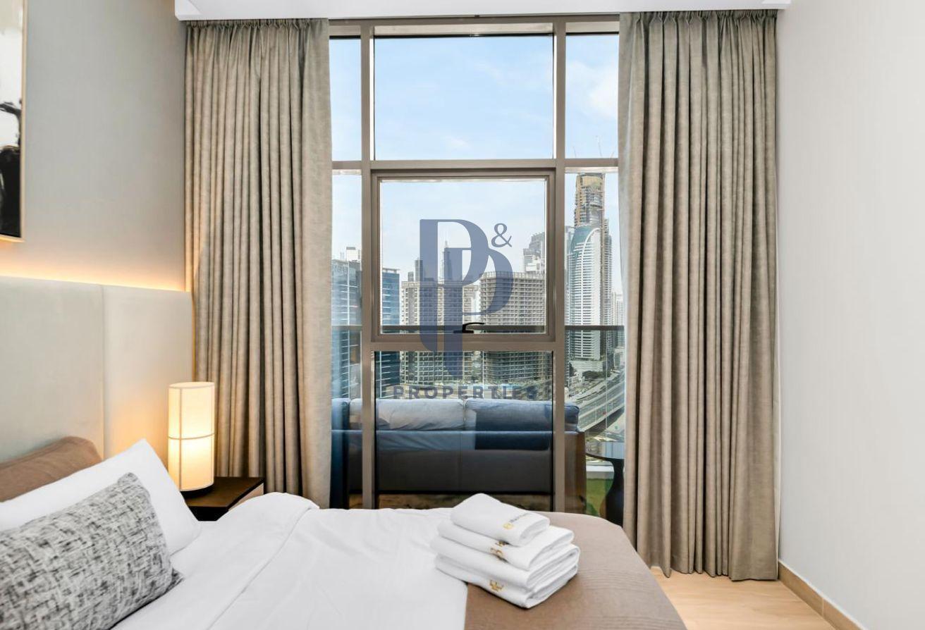 Burj Khalifa and Canal View I Spacious 3BR photo 15