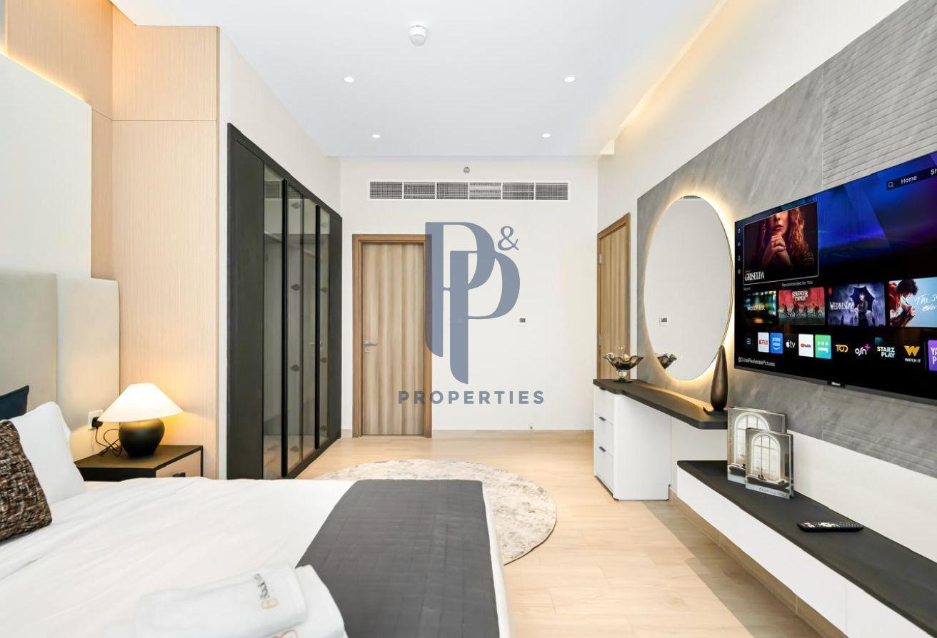Burj Khalifa and Canal View I Spacious 3BR photo 29