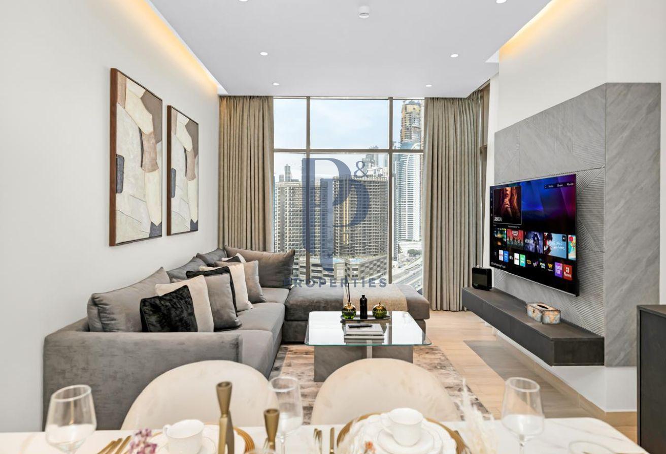 Burj Khalifa and Canal View I Spacious 3BR photo 5