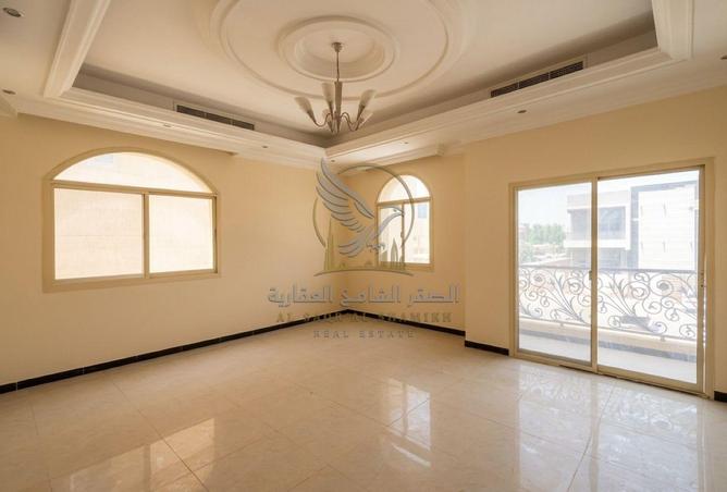 136091420 - Property Image 2
