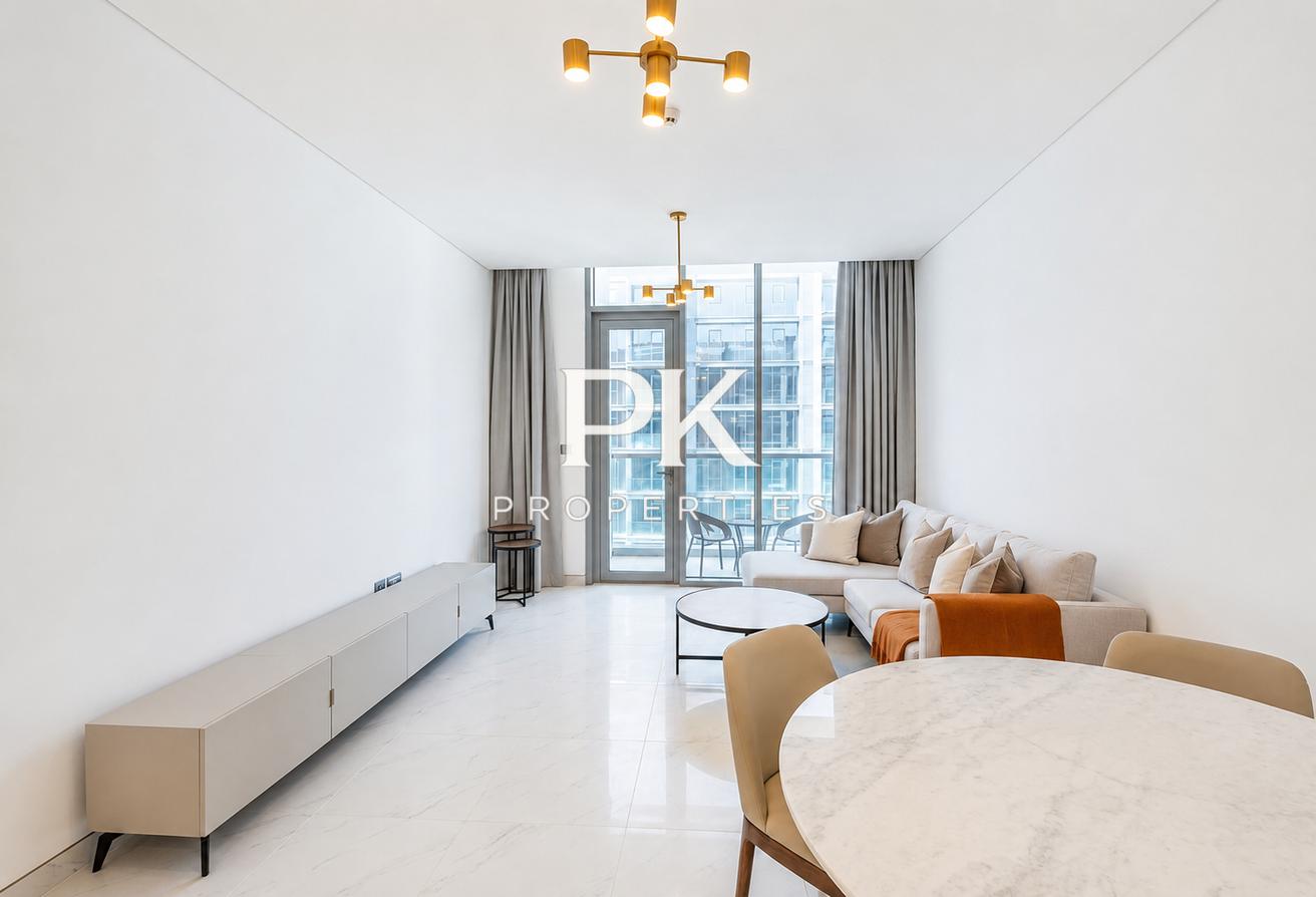 Vacant | Well Priced | Furnished photo 2