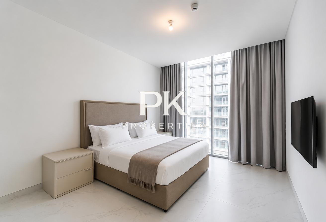 Vacant | Well Priced | Furnished photo 8