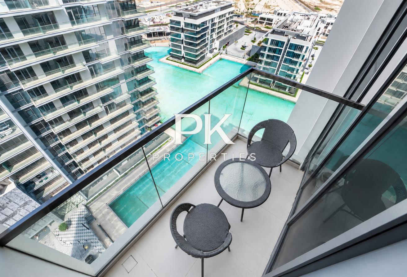 Vacant | Well Priced | Furnished photo 15