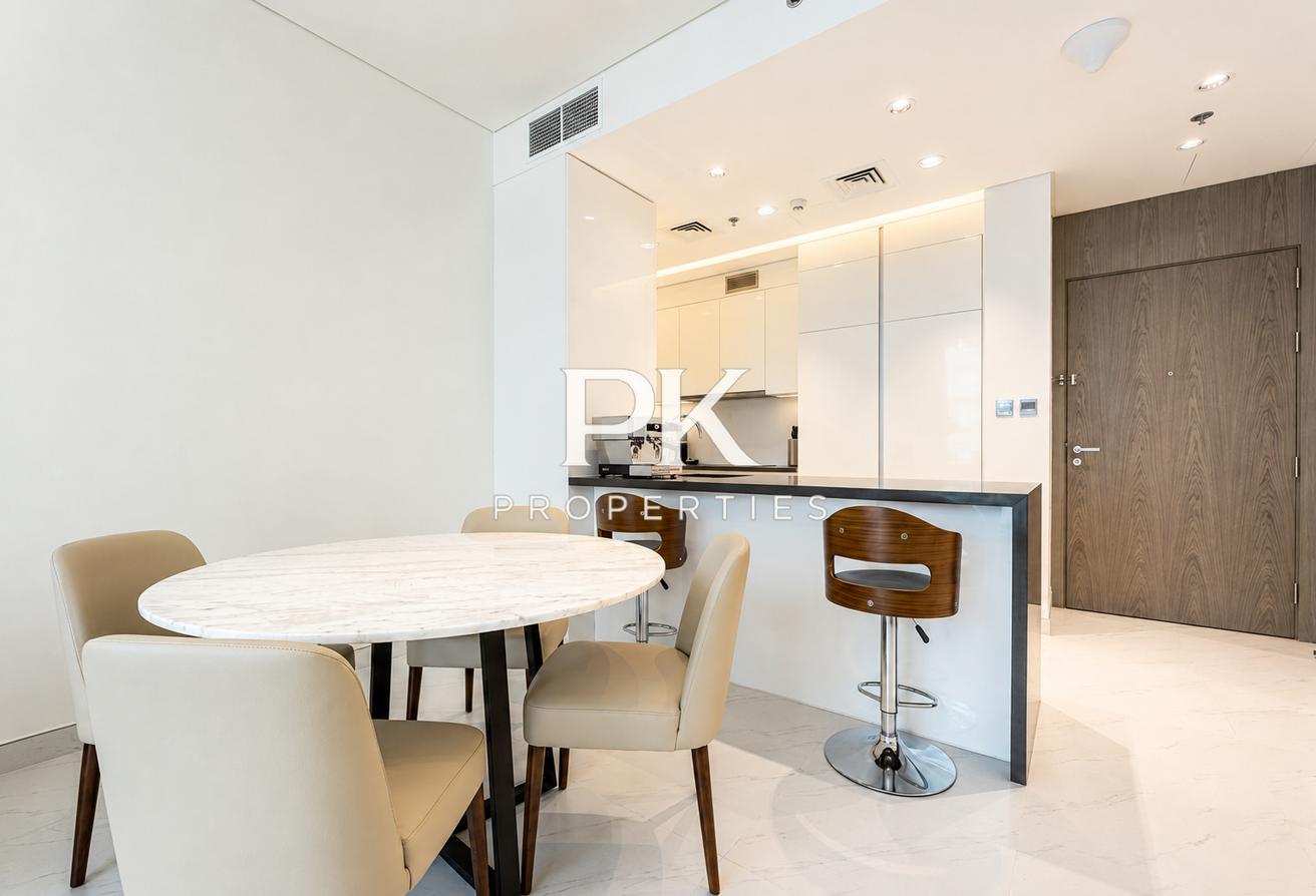 Vacant | Well Priced | Furnished photo 4