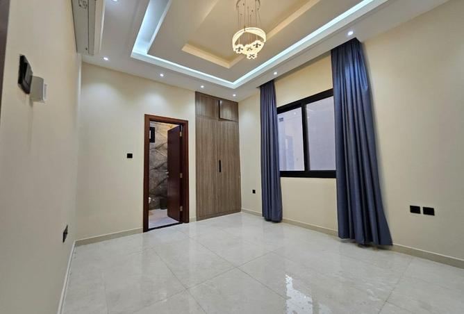 132521215 - Property Image 2