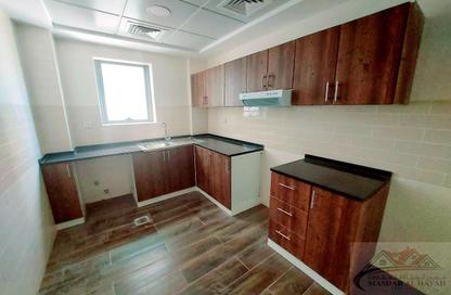 Apartment - 2 Bedrooms - 3 Bathrooms for rent in Muwaileh 29 Building - Muwaileh - Sharjah