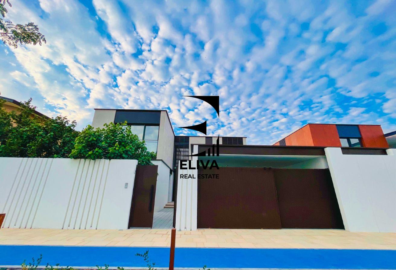 Single Row | Luxurious Living | Ethir