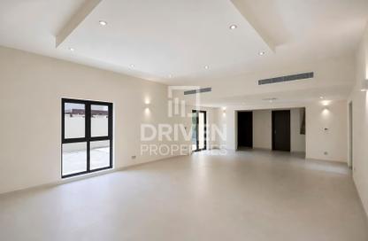 Villa - 4 Bedrooms - 6 Bathrooms for rent in Courtyard 29 Villas - Umm Suqeim 2 - Umm Suqeim - Dubai