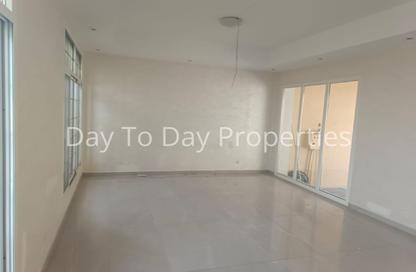 Villa - Studio - 5 for rent in Al Jafiliya - Bur Dubai - Dubai Villa - Studio - 5 for rent in Al Jafiliya - Bur Dubai - Dubai