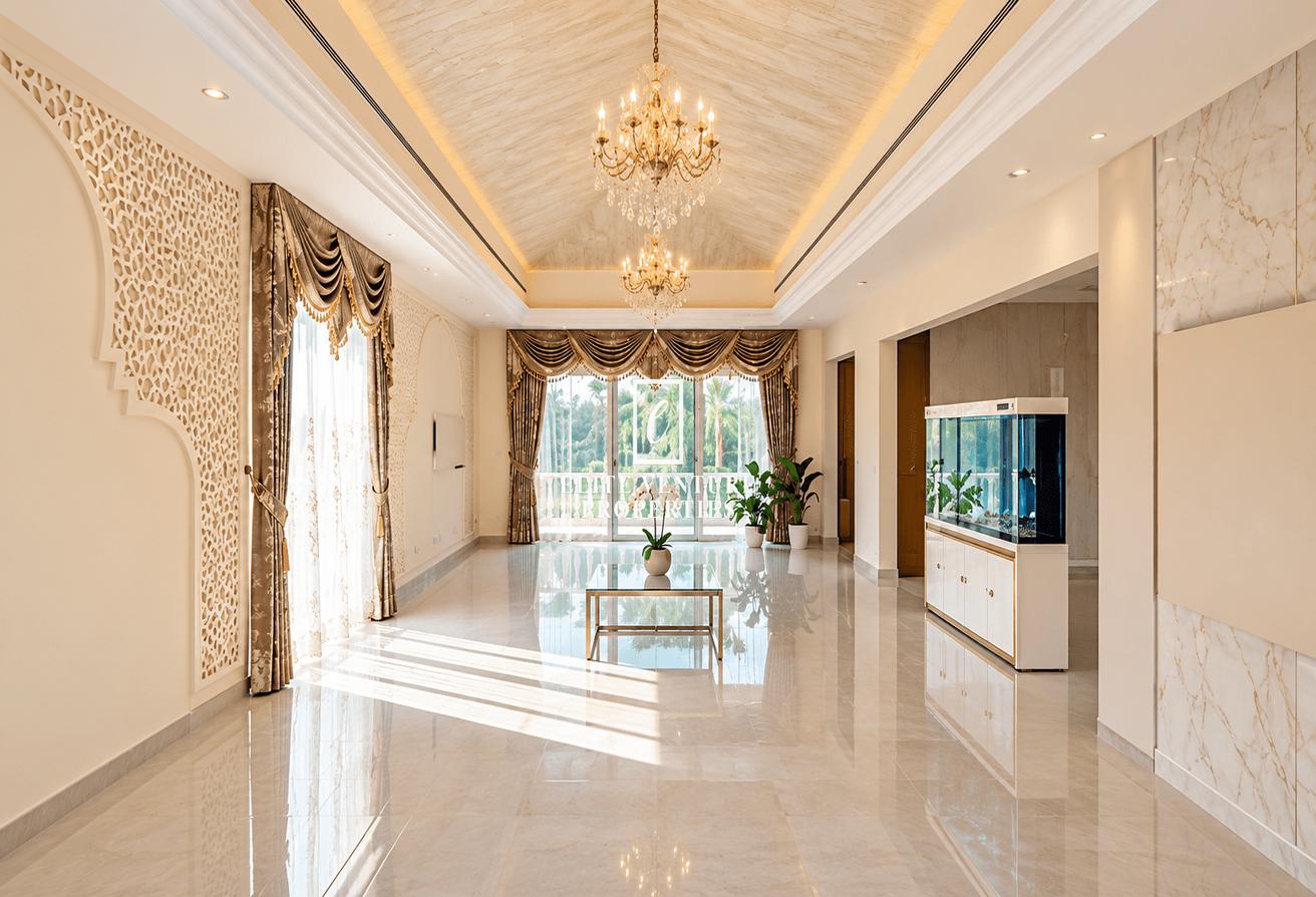 FULLY RENOVATED | BRIGHT & AIRY | PRIVATE POOL photo 4