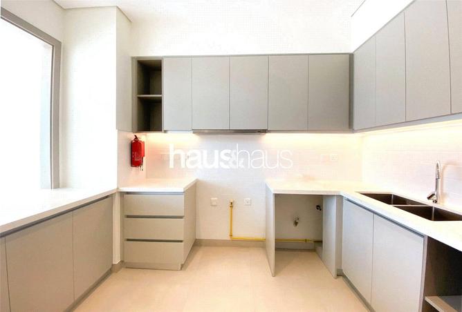 100824129 - Property Image 2