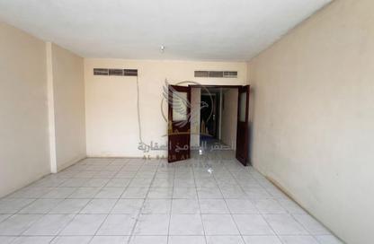 Apartment - 3 Bedrooms - 3 Bathrooms for rent in Al Ferasa Tower - Al Majaz 1 - Al Majaz - Sharjah