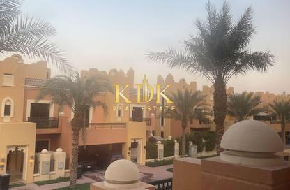 Villa - 4 - 5 for rent in Bloomingdale - Dubai Sports City - Dubai