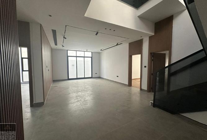 60523389 - Property Image 3