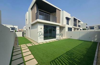 Townhouse - 4 - 5 for rent in Jebel Ali Village Townhouses - Jebel Ali Village - Jebel Ali - Dubai