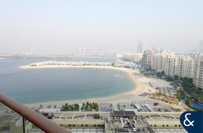 Apartment - 2 Bedrooms - 2 Bathrooms for rent in Amber - Tiara Residences - Palm Jumeirah - Dubai