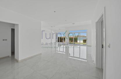Villa - 5 Bedrooms - 6 Bathrooms for rent in Palma Residences - Palm Jumeirah - Dubai