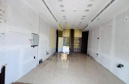 Shop - Studio for rent in Moza Plaza - Deira Enrichment Project - Deira - Dubai