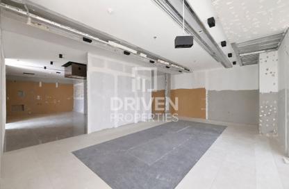 Retail - Studio for rent in Infinity Building - Sheikh Zayed Road - Dubai