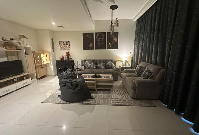 98239025 - Property Image 3