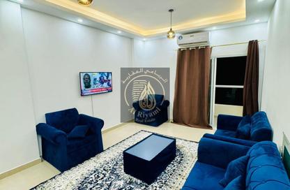 شقة - غرفة نوم - 2 حمامات للايجار في مساكن كورنيش عجمان - طريق كورنيش عجمان - عجمان