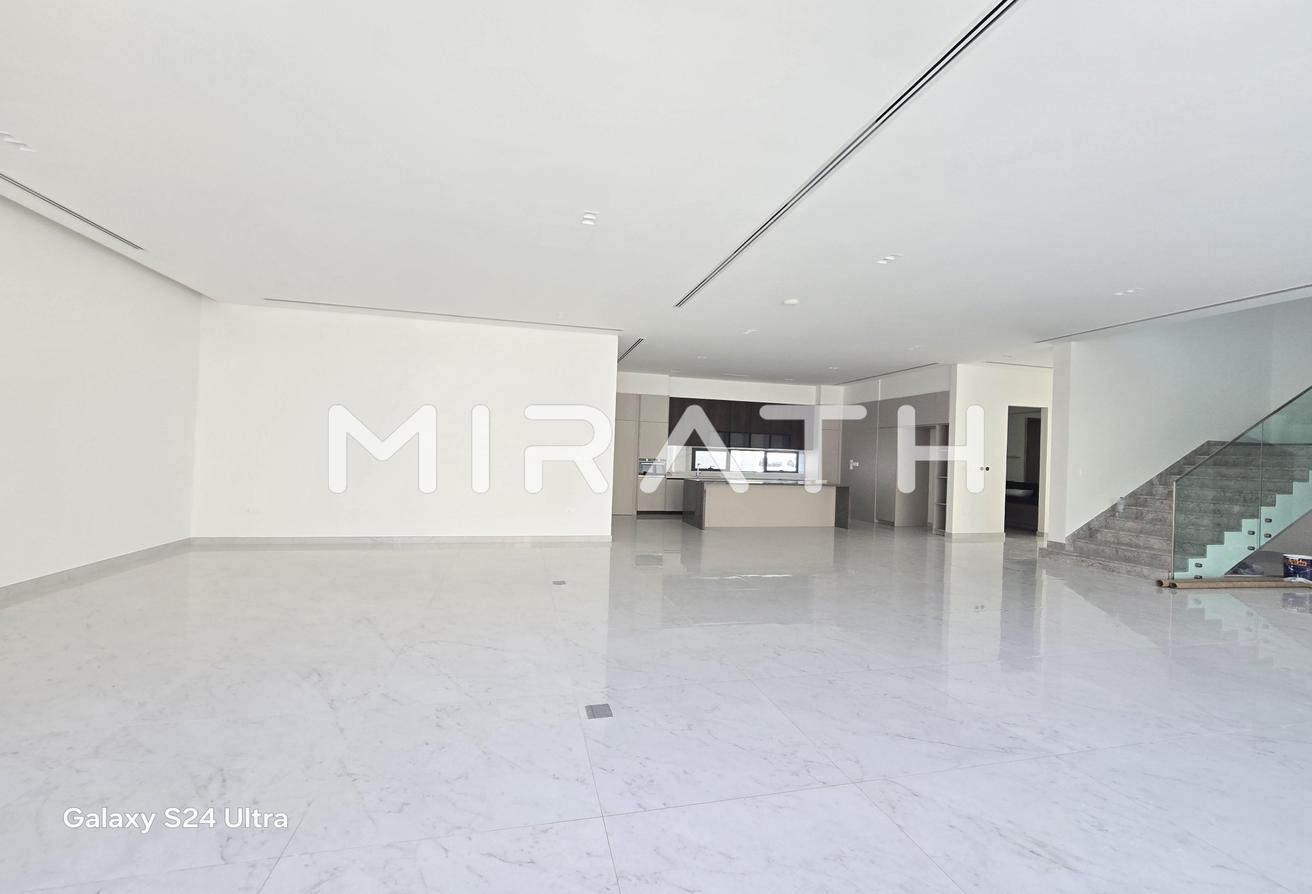 LUXURIOIS VILLA - FAMILY FRIENDLY COMMUNITY photo 20