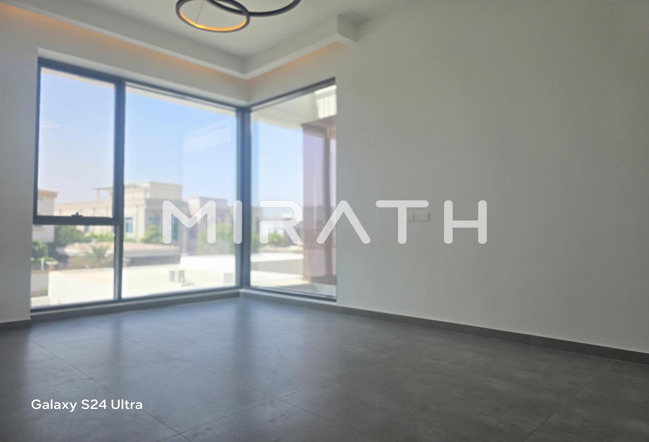 LUXURIOIS VILLA - FAMILY FRIENDLY COMMUNITY photo 12
