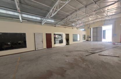 Warehouse - Studio for rent in Al Quoz 1 - Al Quoz - Dubai