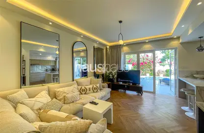 Villa - 2 Bedrooms - 3 Bathrooms for sale in Springs 11 - The Springs - Dubai