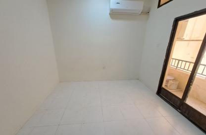 Apartment - 2 Bedrooms - 1 Bathroom for rent in Al Naseriya - Al Sharq - Sharjah