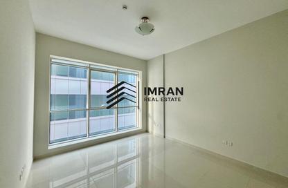 Apartment - 1 Bedroom - 2 Bathrooms for rent in Pearl Tower - Al Khan - Sharjah Apartment - 1 Bedroom - 2 Bathrooms for rent in Pearl Tower - Al Khan - Sharjah
