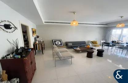 Villa - 3 Bedrooms - 3 Bathrooms for rent in Springs 1 - The Springs - Dubai