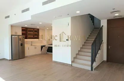 Apartment - 3 Bedrooms - 3 Bathrooms for rent in Holland Gardens - Town Square - Dubai