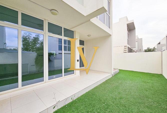 67444213 - Property Image 2