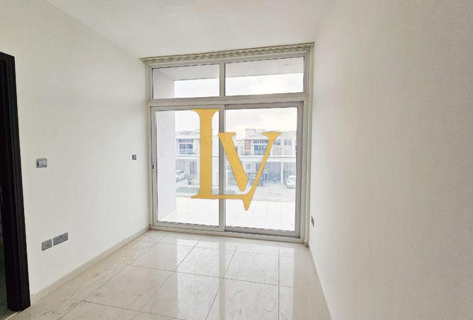 67444213 - Property Image 3