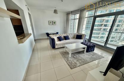 Apartment - 1 Bedroom - 2 Bathrooms for rent in Fairfield Tower - Park Island - Dubai Marina - Dubai