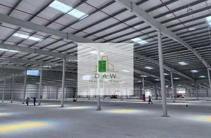 Warehouse - Studio - 2 Bathrooms for rent in Al Sajaa Industrial - Al Sajaa - Sharjah