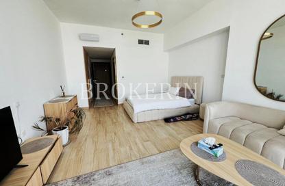 Apartment - Studio - 1 Bathroom for rent in Regina Tower - District 12 - Jumeirah Village Circle - Dubai Apartment - Studio - 1 Bathroom for rent in Regina Tower - District 12 - Jumeirah Village Circle - Dubai