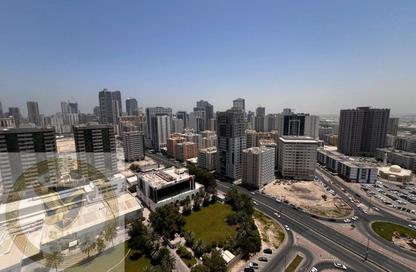 Apartment - 3 Bedrooms - 5 Bathrooms for rent in New Al Taawun Road - Al Taawun - Sharjah Apartment - 3 Bedrooms - 5 Bathrooms for rent in New Al Taawun Road - Al Taawun - Sharjah