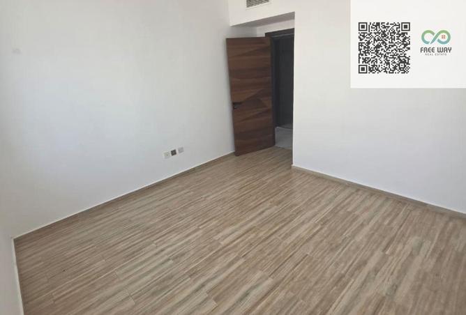 112313812 - Property Image 3