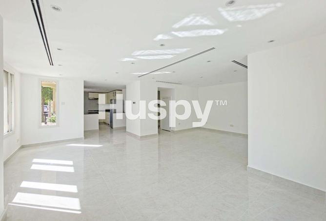 144630406 - Property Image 2