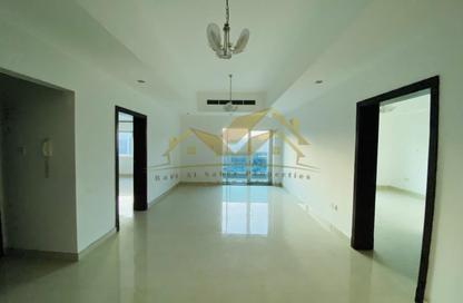 Apartment - 2 - 3 for rent in Umm Hurair - Bur Dubai - Dubai