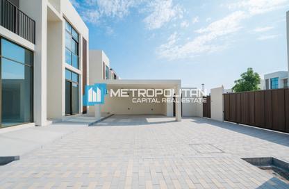 Villa - 4 - 5 for sale in Seef Al Jubail - Al Jubail Island - Abu Dhabi Villa - 4 - 5 for sale in Seef Al Jubail - Al Jubail Island - Abu Dhabi