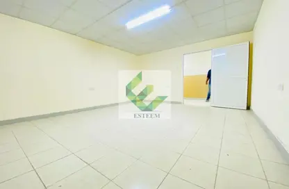 سكن الموظفين - استوديو للايجار في م -17 - مصفح الصناعية - مصفح - أبوظبي
